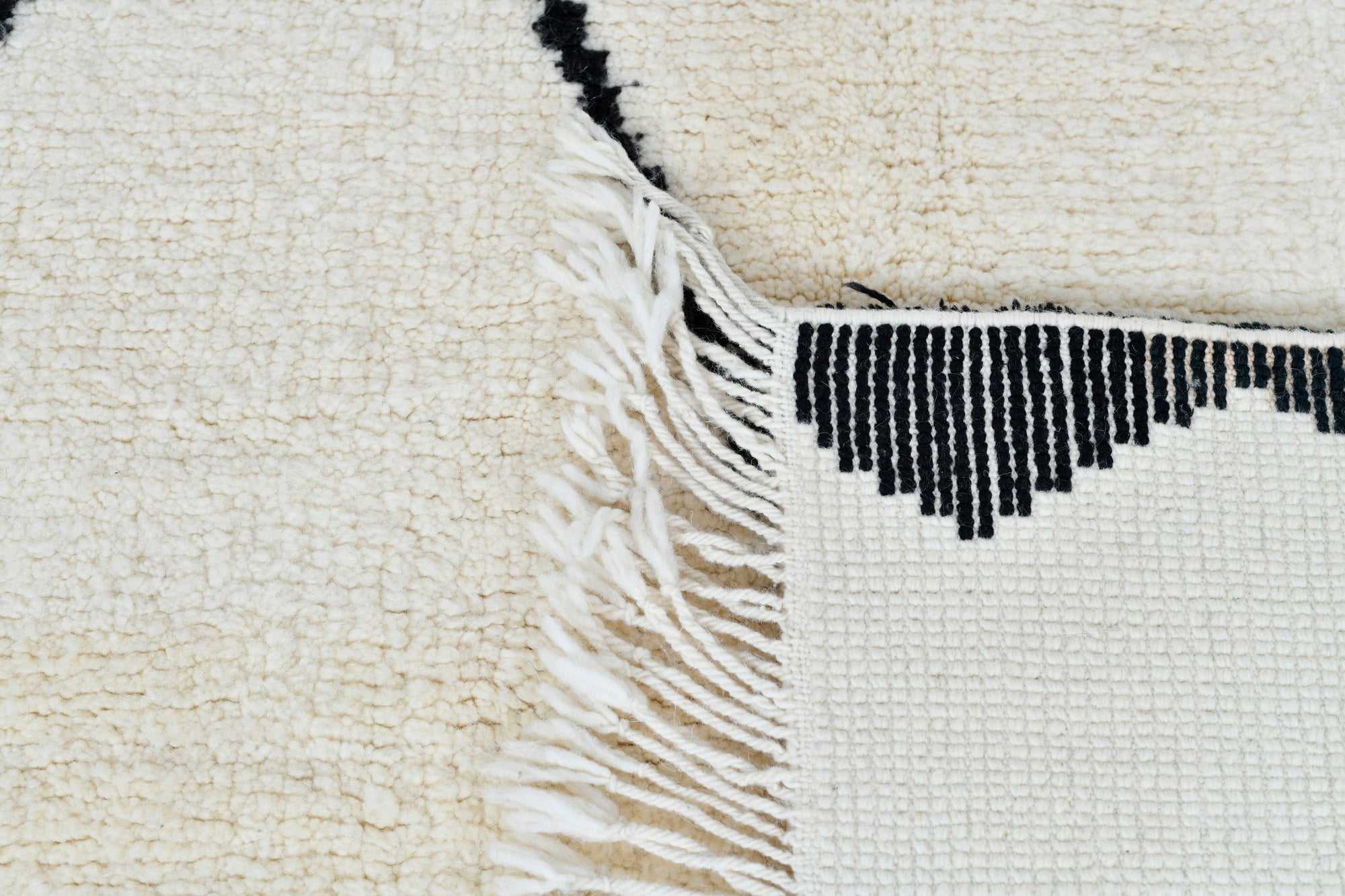 Moroccan custom rug from Beni Ourain, Wool and Thread, black and white