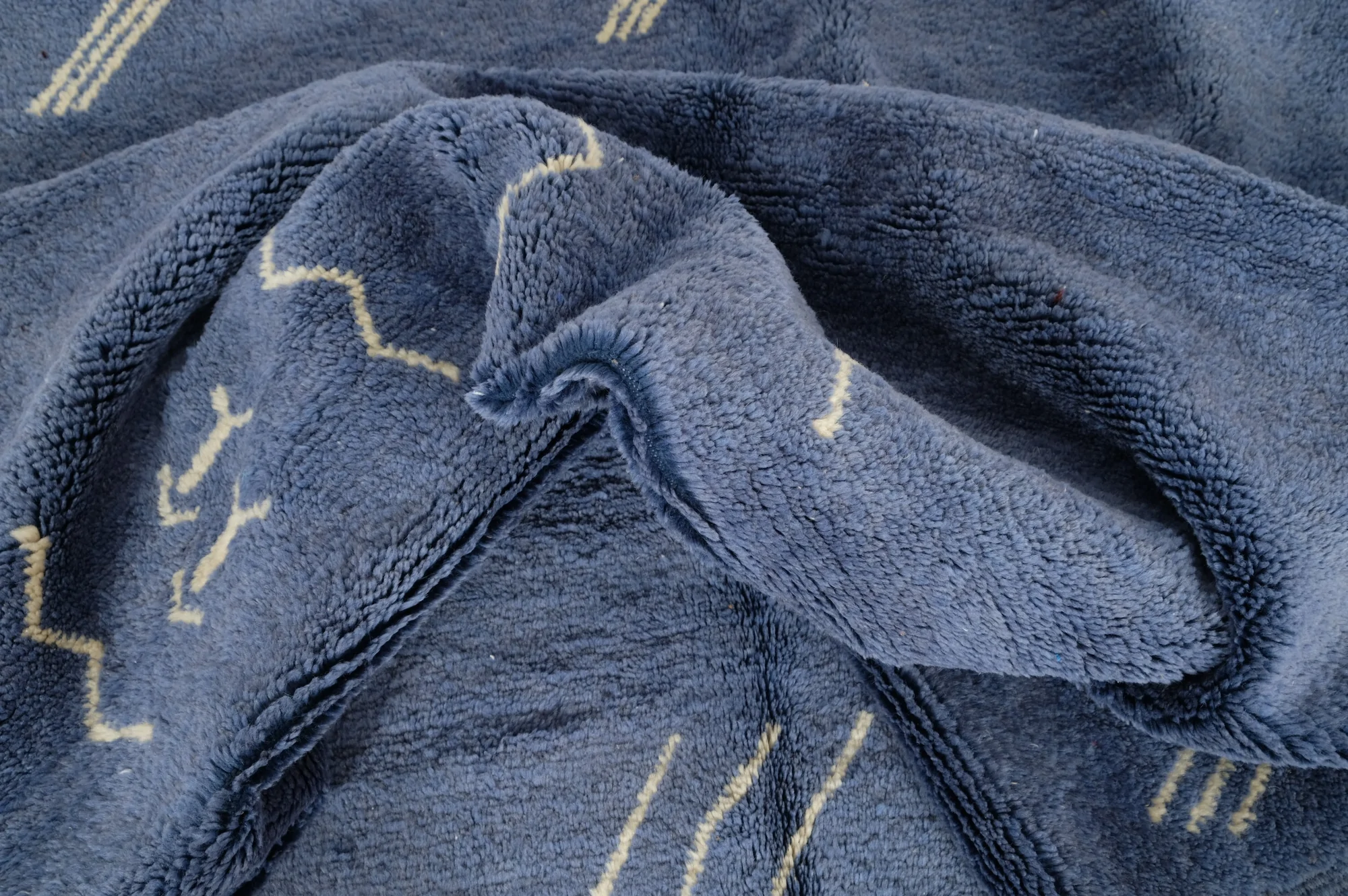 Moroccan custom rug from Beni Ourain, Wool and Thread, Blue