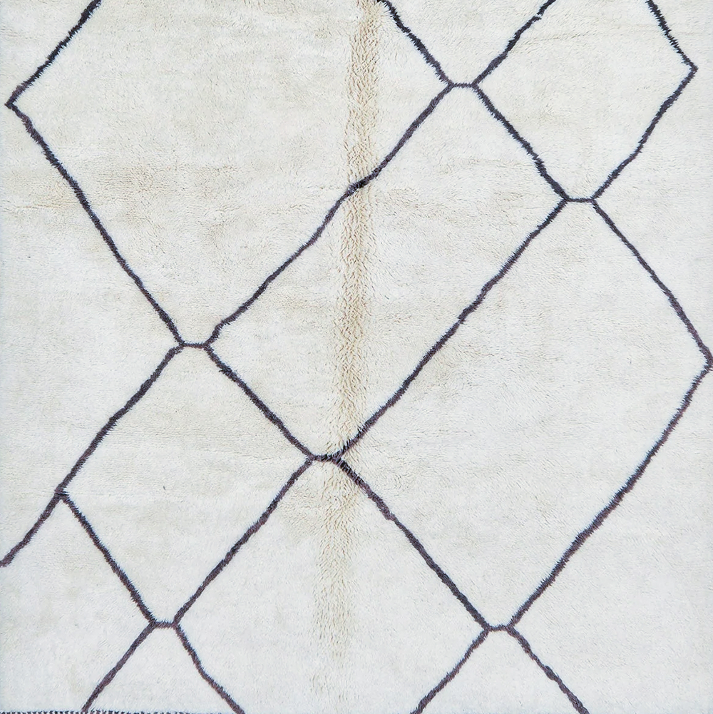 Moroccan custom rug from Beni Ourain, Wool and Thread, black and white