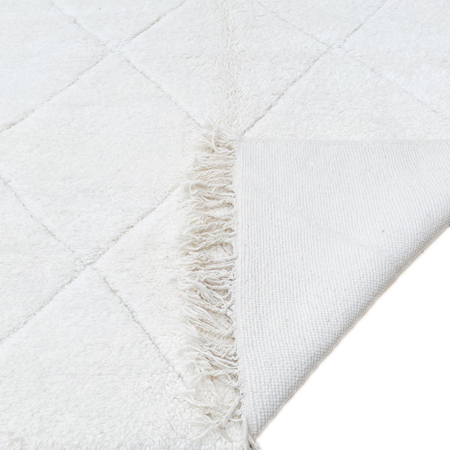 White Textured Area Rug 3532