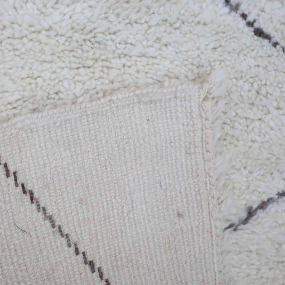 Black on white Lozenge Rug 4544
