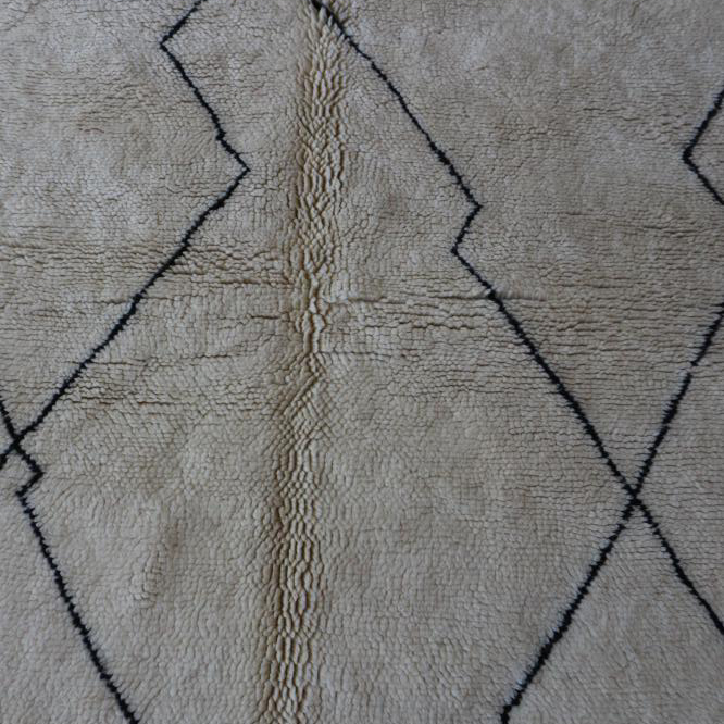 Moroccan custom rug from Beni Ourain, Wool and Thread, Off-white