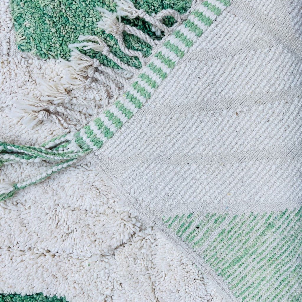 Green Gaze 4851