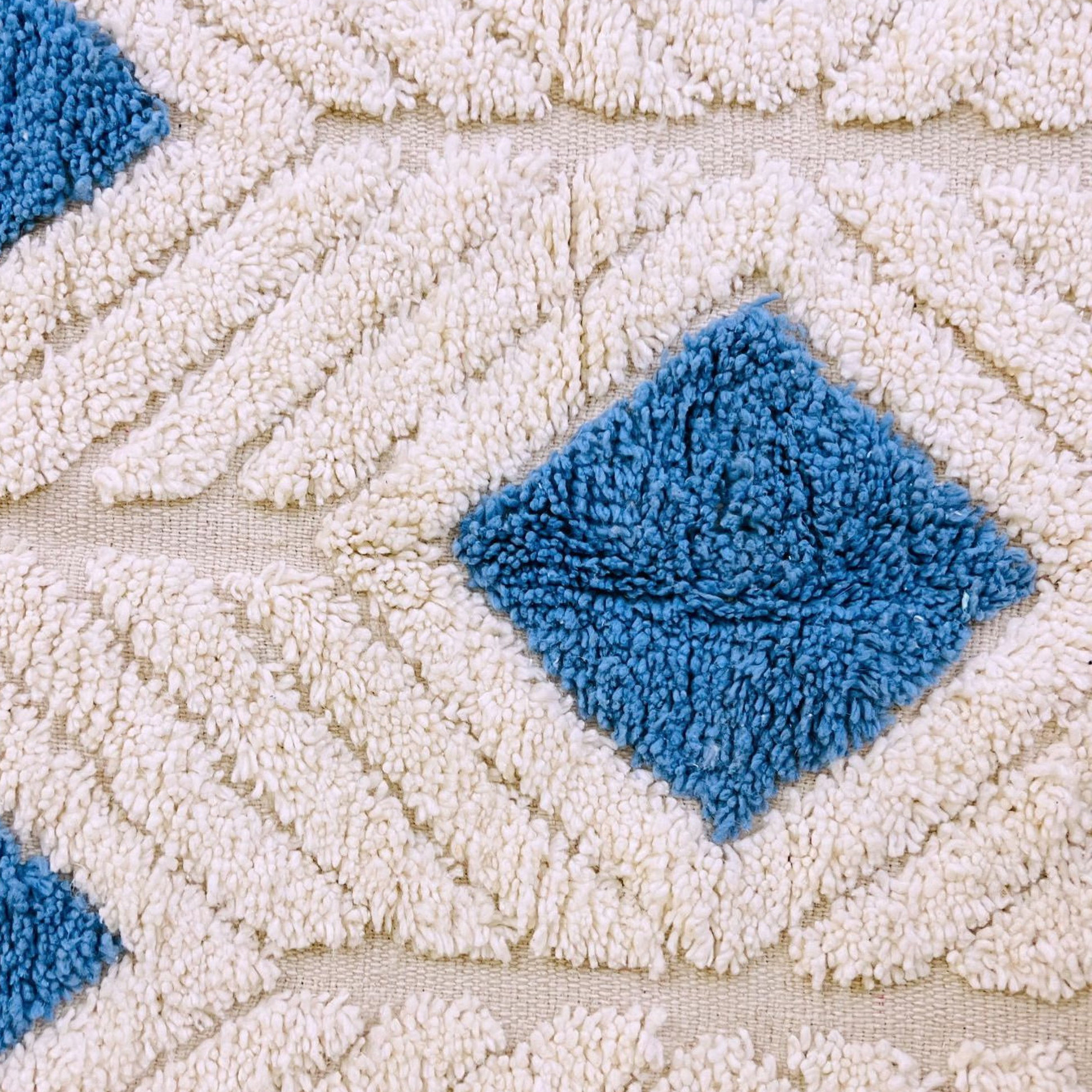 Moroccan custom rug from Beni Ourain, Wool, Off-white