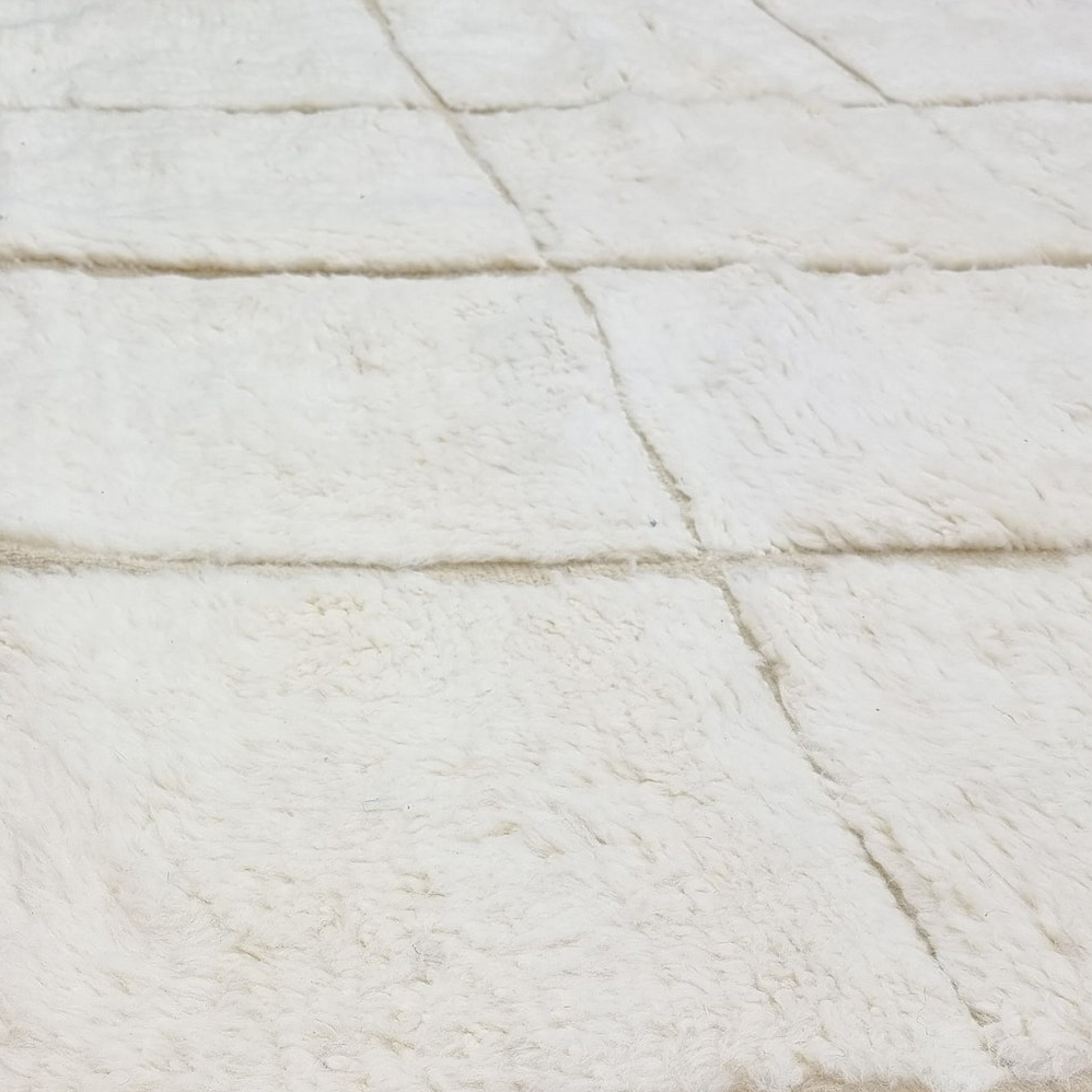 Moroccan custom rug from Beni Ourain, Wool, Off-white